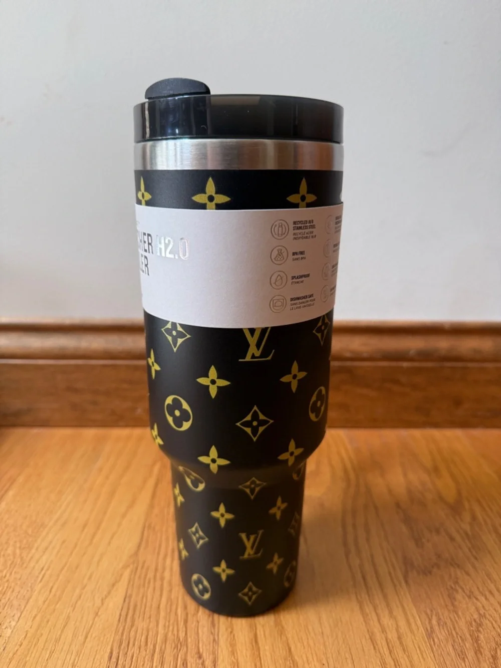 Stanley x LV Classic Quencher H2.O 40oz Tumbler - Picture 4 of 12